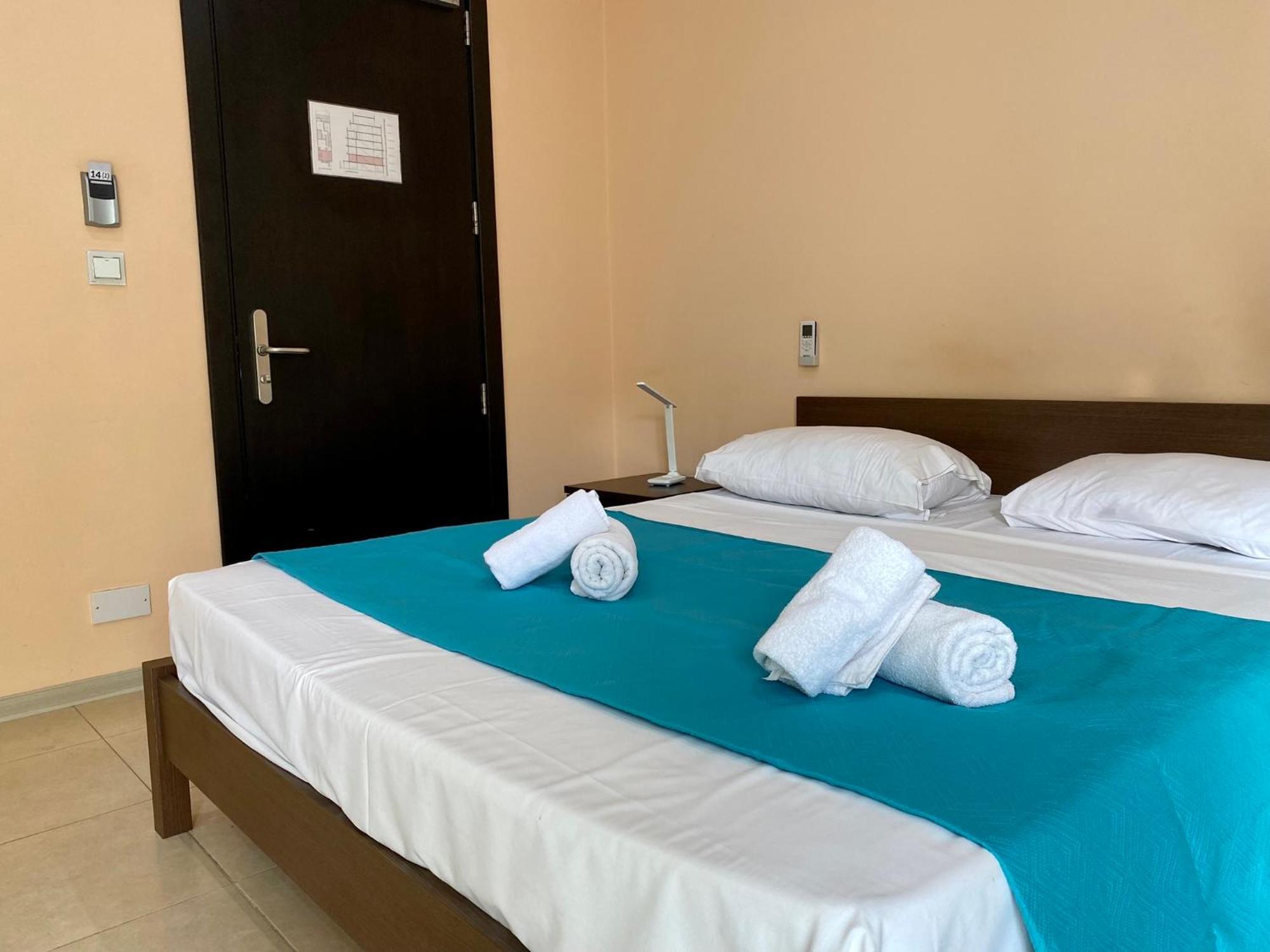Malta Paradise Hotel Saint Julian's 外观 照片